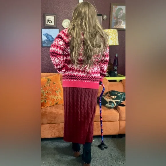 Festive Sloth Christmas Sweater - Picture 5 of 5